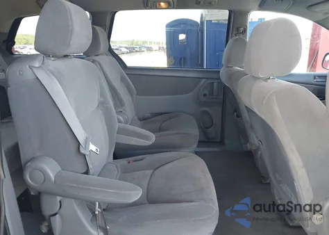 2004 Toyota Sienna Le из США, поврежденный, VIN 5TDZA23CX4S128724